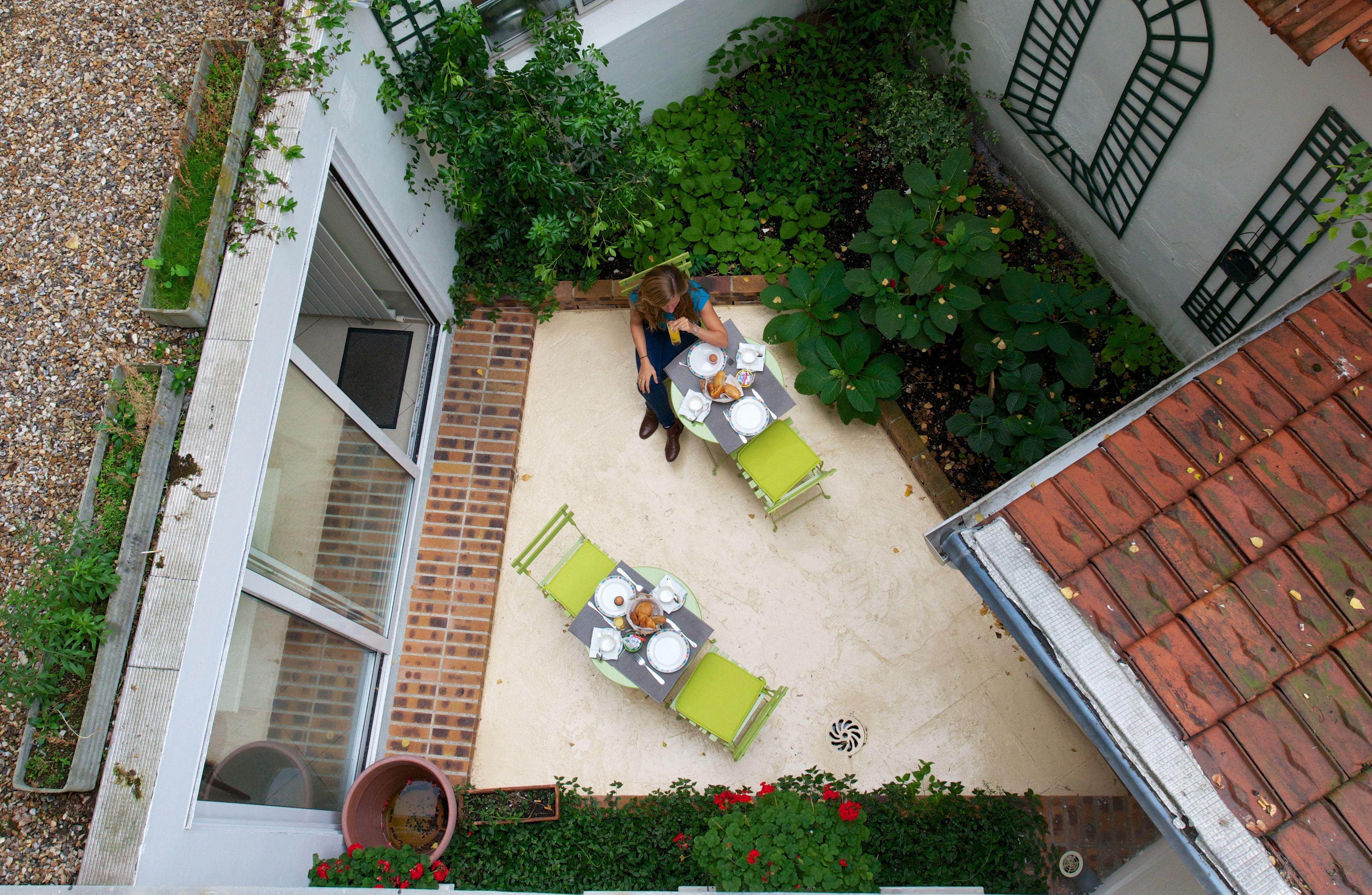 Ami - Orso Hotel 3*