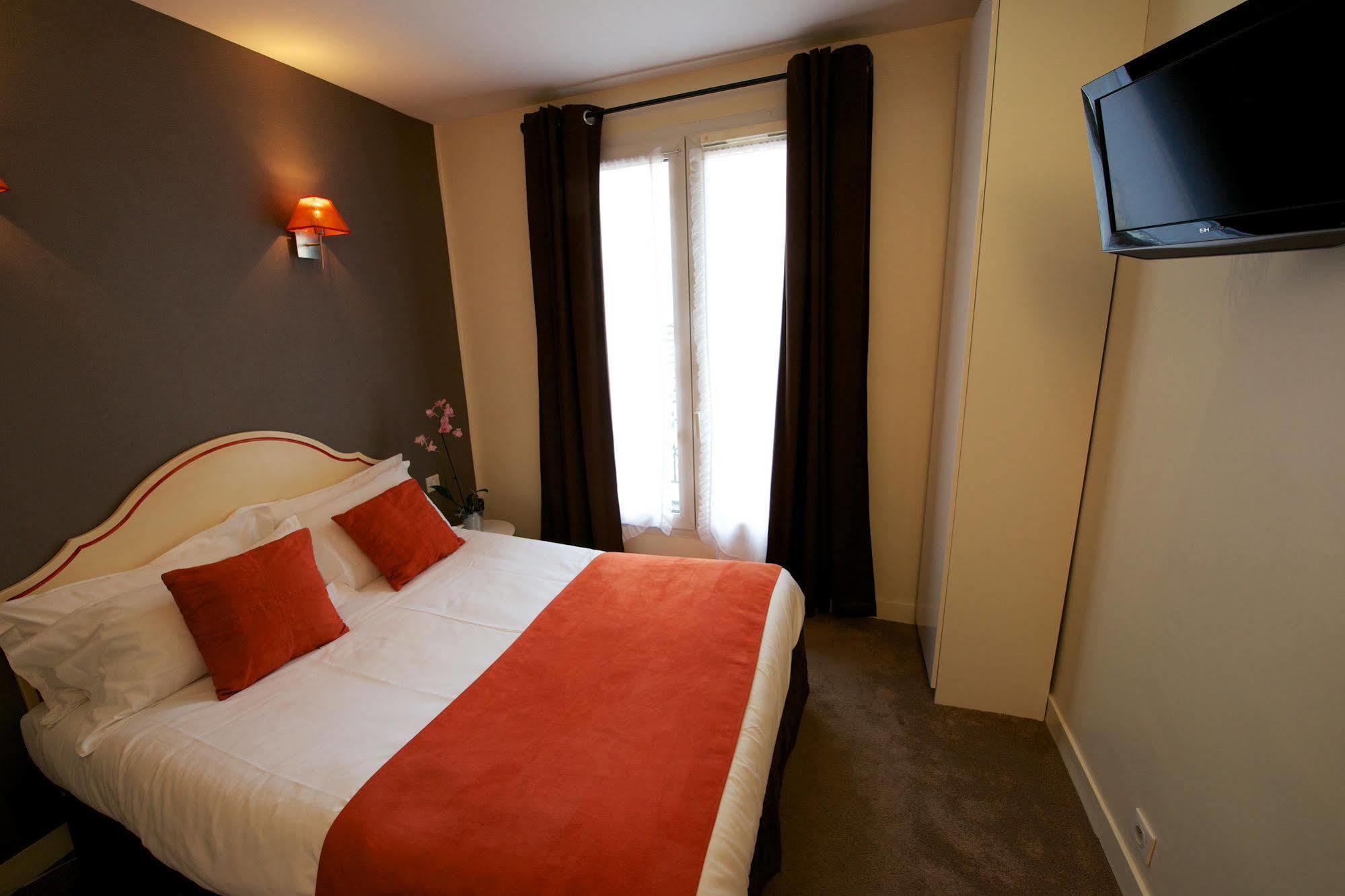 Hotel Ami - Orso Parigi